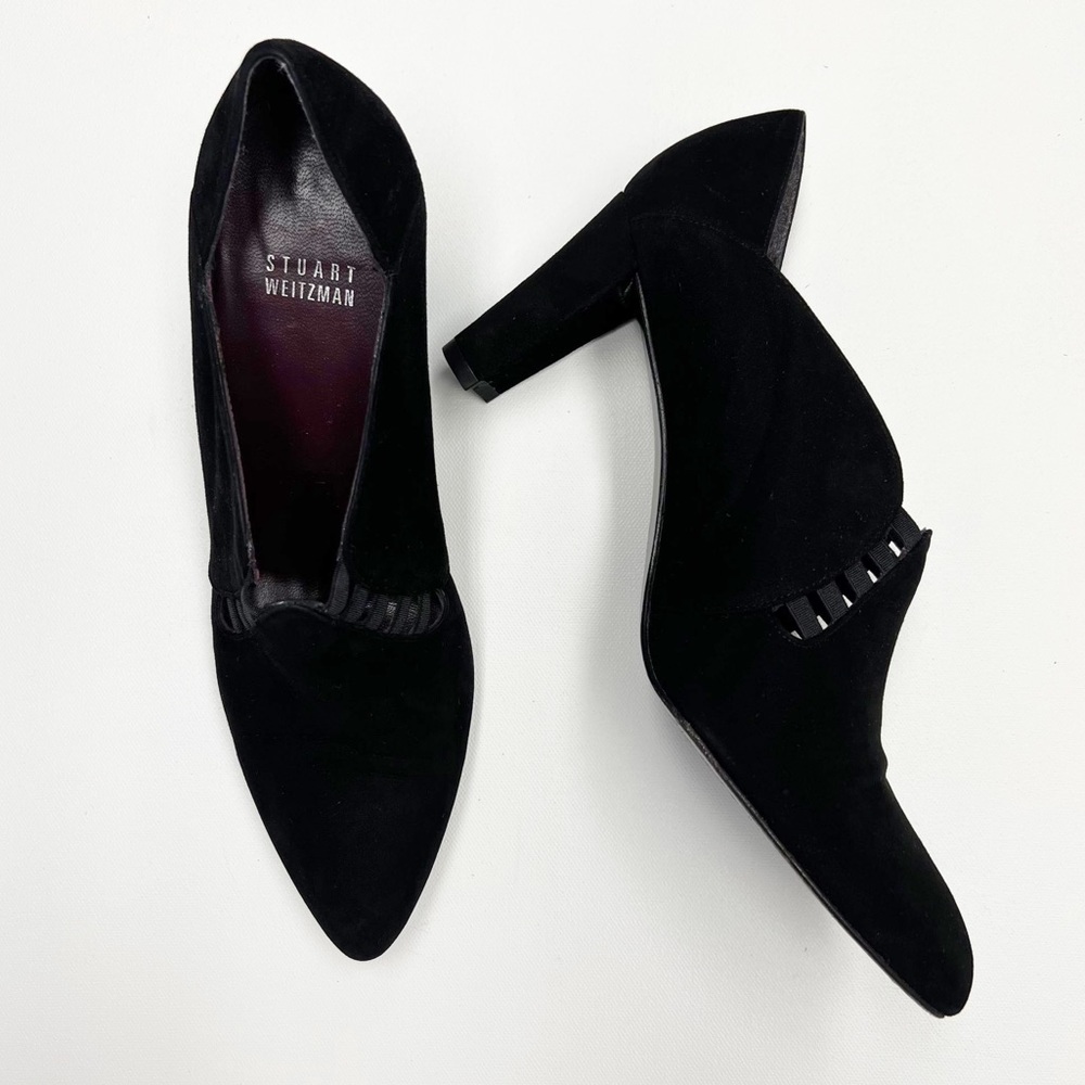 Stuart Weitzman Lawyer Scalloped Suede Cutout Pump Black 9